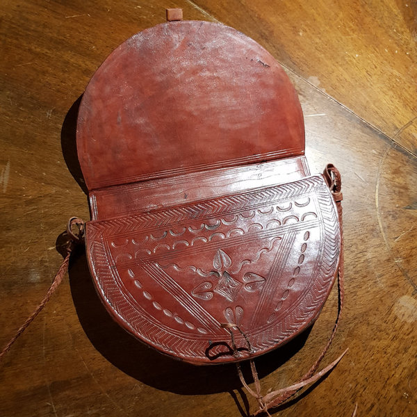 Handtasche Abendtasche Modell "Halbmond" Rost-Rot